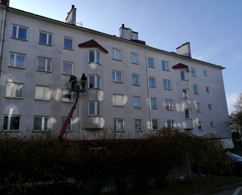 Isokor - čistenie a nanoimpregnácia fasády bytového domu